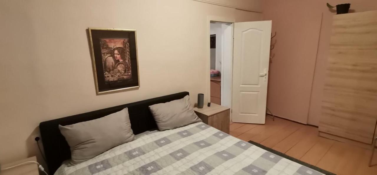 Krin Apartman Subotica Eksteriør billede